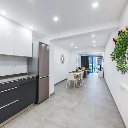 House In Palmas Near Playa De Canteras *